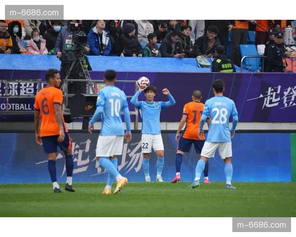 青岛西海岸53%控球率拿下首胜 戴维森制胜球凸显关键球员作用